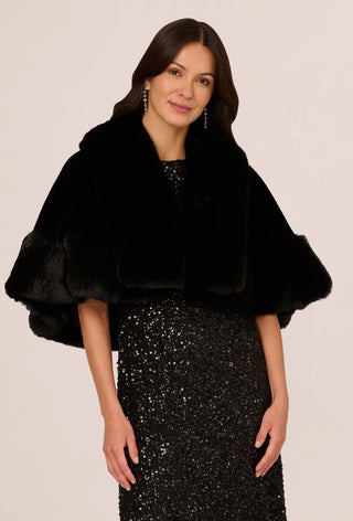 Faux fur cape AP1E211634